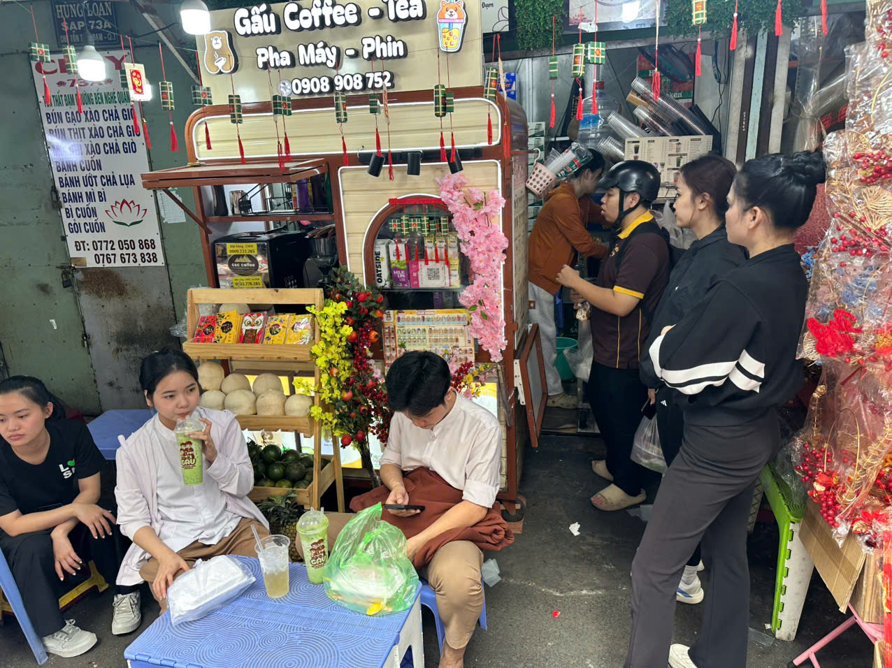 Gấu Cafe